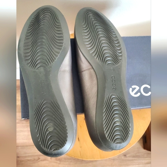 Ecco Touch Ballerina 2.0 Ballet Flats Shoe NIB size 39 US 8-8.5 - Picture 4 of 5